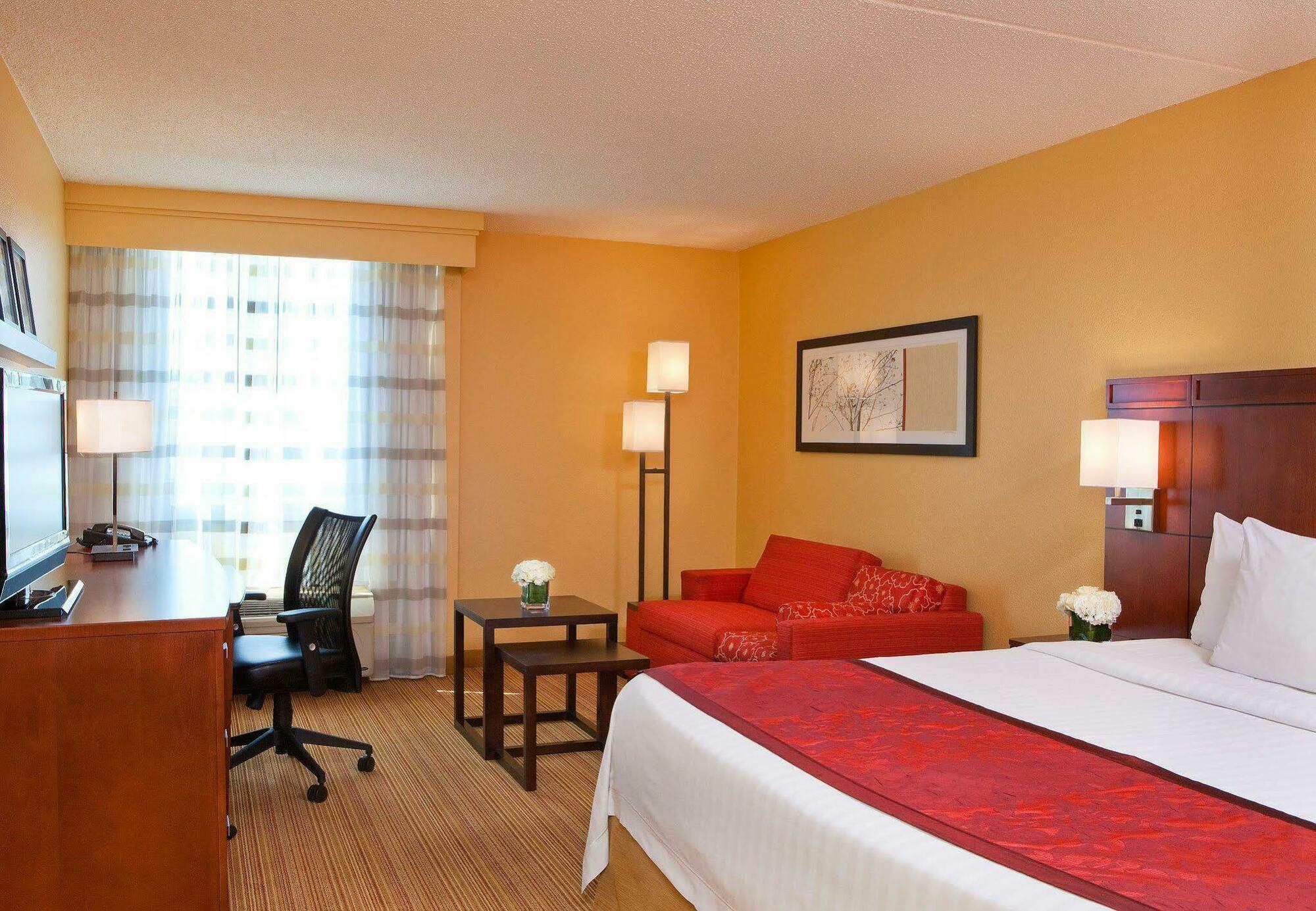 Hotel Courtyard By Marriott Alexandria Pentagon South Habitación foto